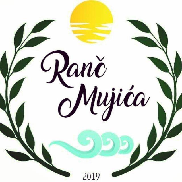 Ferienwohnung Ranc Mujica Bar Exterior foto